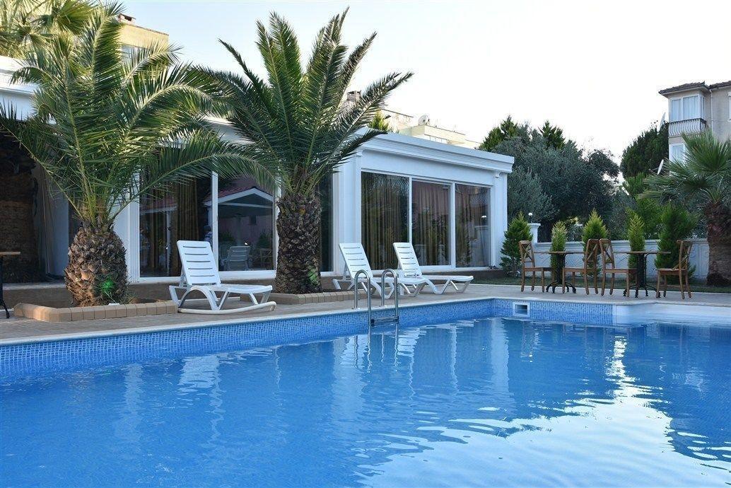 Uzunhan Hotel Ayvalı Esterno foto