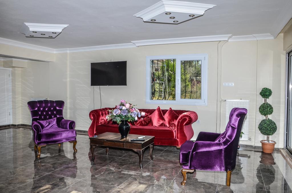 Uzunhan Hotel Ayvalı Esterno foto