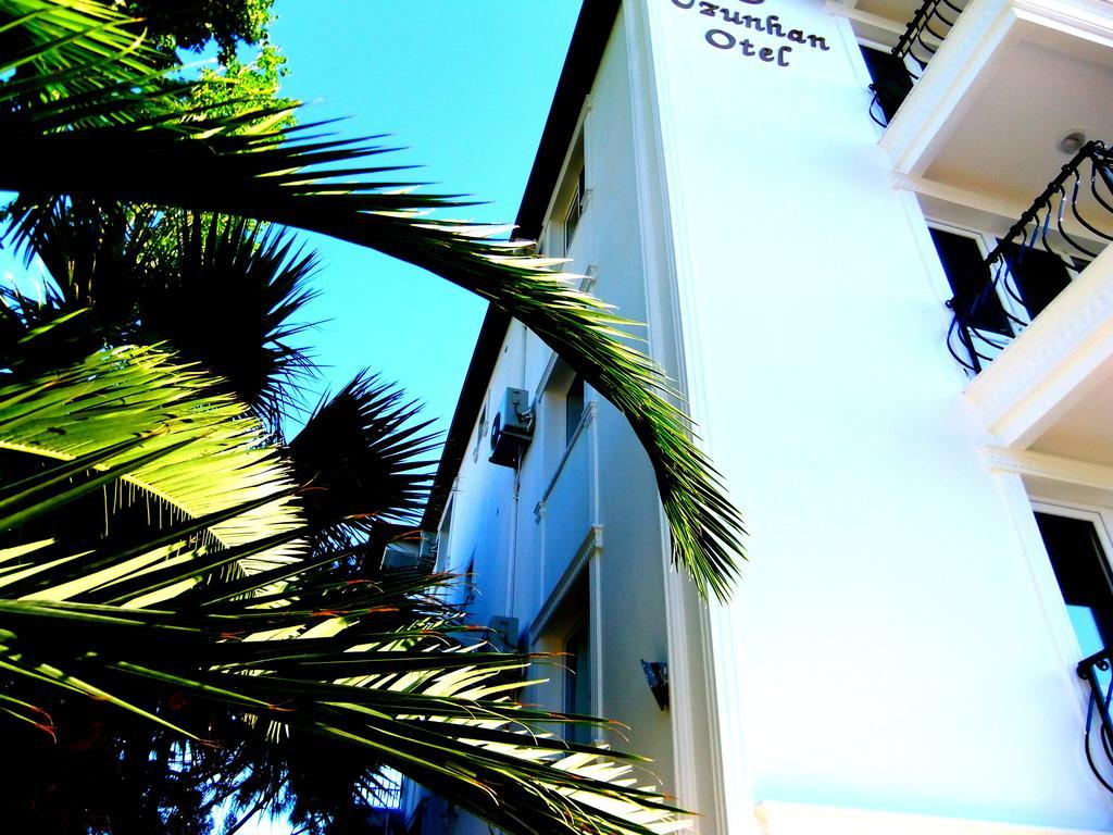 Uzunhan Hotel Ayvalı Esterno foto