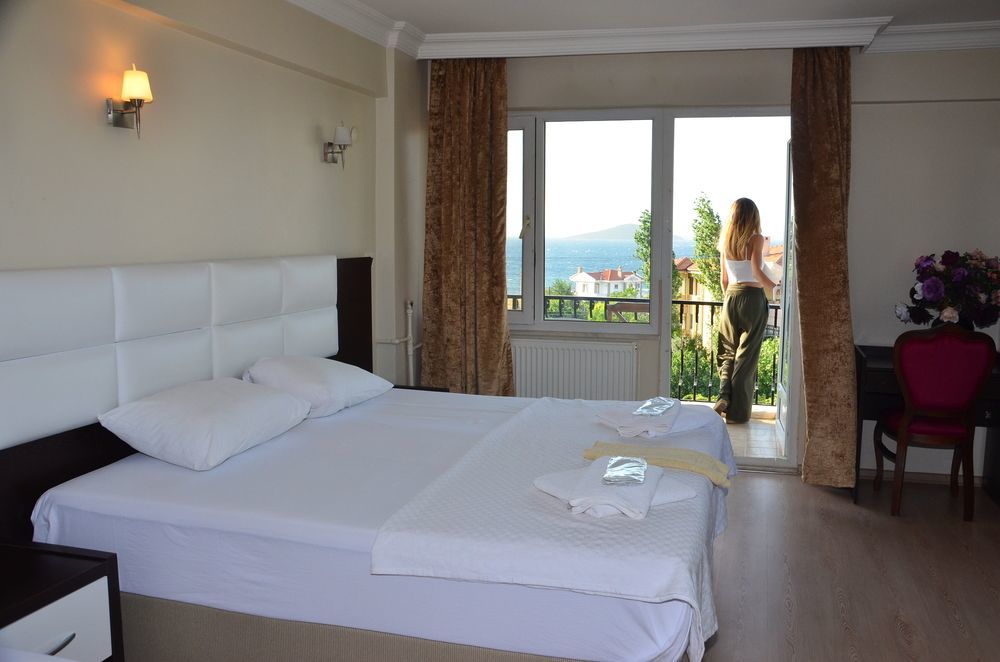 Uzunhan Hotel Ayvalı Esterno foto