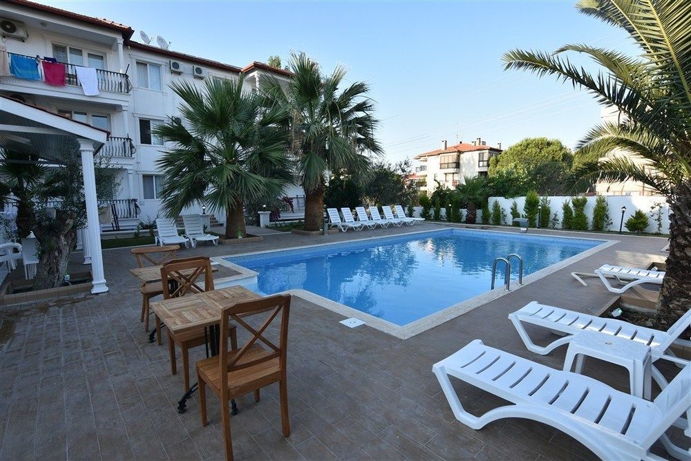 Uzunhan Hotel Ayvalı Esterno foto